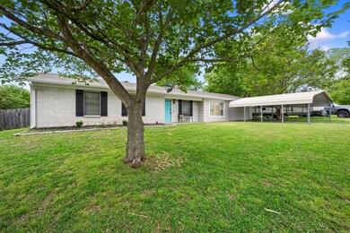 1113 Hidden Hills Dr, Corsicana, TX 75110 - photo 3