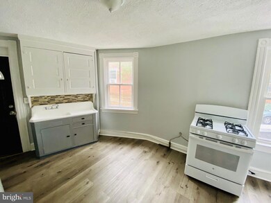 344 W King St unit 3, Lancaster, PA 17603 - photo 3