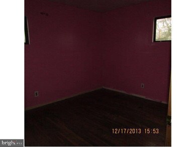 607 Smith Ln, Mount Holly, NJ 08060 - photo 6