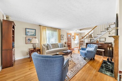 86 Washington Ave, Needham, MA 02492 - photo 4