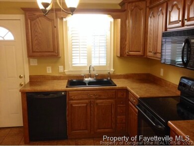 276 Ramona Dr, Fayetteville, NC 28303 - photo 4