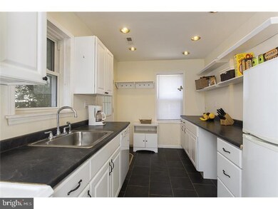 95 Hightstown Rd unit COTTAG, Princeton Junction, NJ 08550 - photo 2