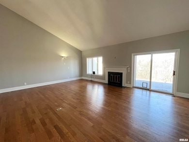 7604 N Patton Ln unit 4, Peoria, IL 61614 - photo 5