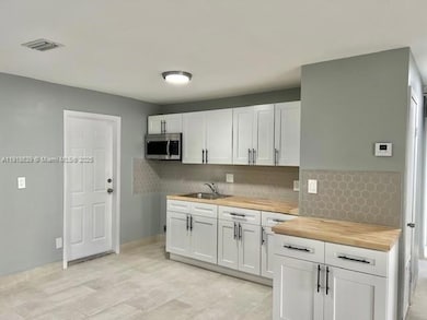 1436 NW 24th Terrace, Fort Lauderdale, FL 33311 - photo 2