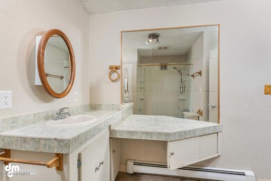 Bathroom 2 20170501-DW-8480-SMALL