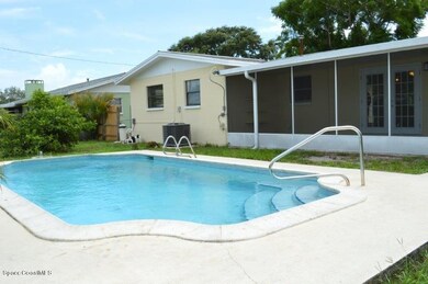 2-Pool View 1