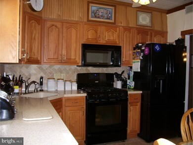 909 Lawnton Terrace, Glenolden, PA 19036 - photo 6