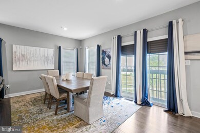 7644 Chesham Ct, White Plains, MD 20695 - photo 3