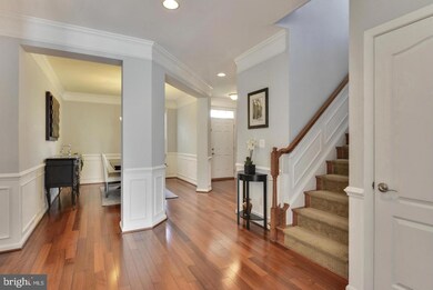 42977 Thornblade Cir, Ashburn, VA 20148 - photo 4