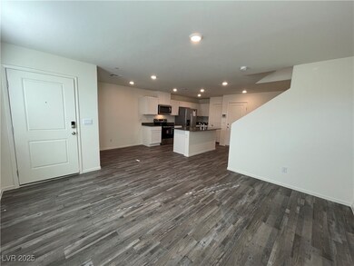 4919 Olive Mesa Ave, Las Vegas, NV 89139 - photo 6