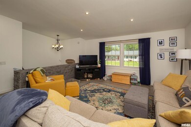 4120 Lillie Ave, Davenport, IA 52806 - photo 6