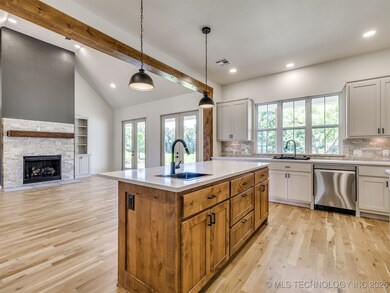 8510 N Quebec Ave, Sperry, OK 74073 - photo 4