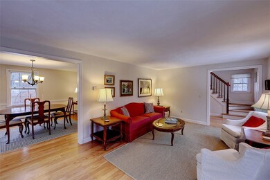 17 Oak Manor Dr, Barrington, RI 02806 - photo 5