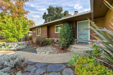 5855 Annrud Way, Sacramento, CA 95822 - photo 6