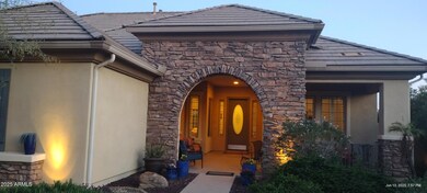 Front R Side