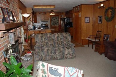 Family room - kitchen combo