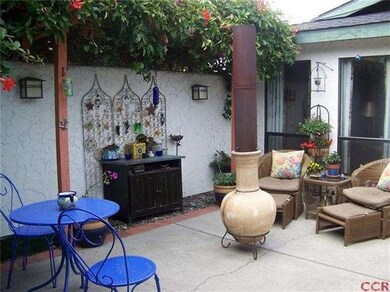 Comfortable private and romantic court yard.