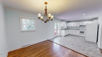 2135-Oxford-Rd-05302024_151940