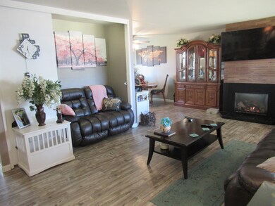 Living Room 4