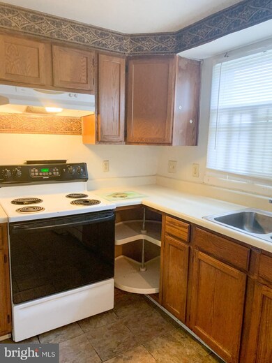 9 Kings Grant Way, Wilmington, DE 19802 - photo 5