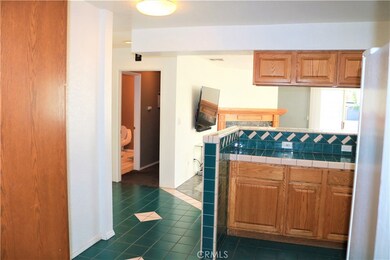 1274 E 126th St, Los Angeles, CA 90059 - photo 5