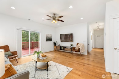 7655 NE 204th Place, Kenmore, WA 98028 - photo 5