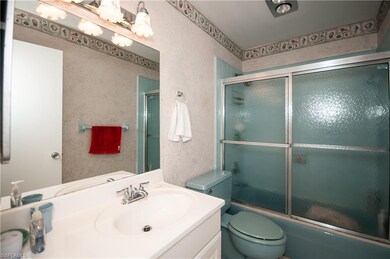 542 Broad Ave S unit 542, Naples, FL 34102 - photo 6