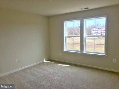 20224 Huntington Ct, Hagerstown, MD 21742 - photo 4