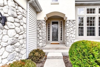 2204 Avalon Dr, Buffalo Grove, IL 60089 - photo 5