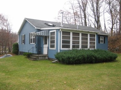 5 Alger St, Adams, MA 01220 - photo 3