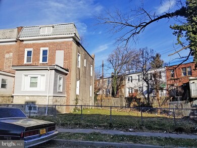 2800 Waldorf Ave, Baltimore, MD 21215 - photo 2