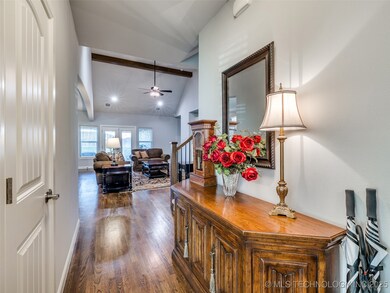 Stunning Oak Floors!