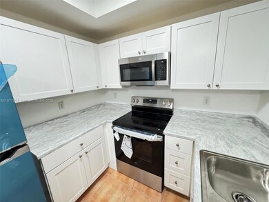 10170 SW 88th St unit 305, Miami, FL 33176 - photo 5