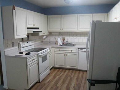 71 Fox Ridge Crescent unit 71, Warwick, RI 02886 - photo 5