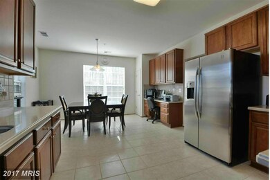 8607 Wintergreen Ct unit 403, Odenton, MD 21113 - photo 6