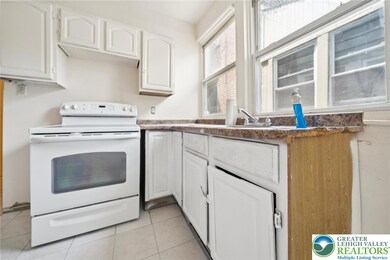 605 N 9th St, Allentown, PA 18102 - photo 7