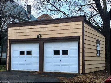 3/4 view garage