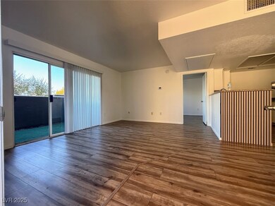 8070 W Russell Rd unit 1019, Las Vegas, NV 89113 - photo 3