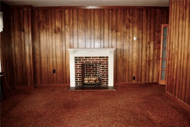 26 Marbury Ave, Pawtucket, RI 02860 - photo 5