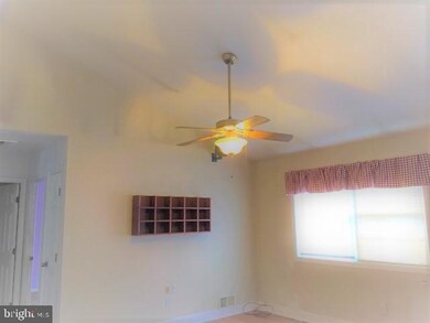 12 Trombone Rd, Newark, DE 19713 - photo 2