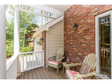 Front porch overlooks park!