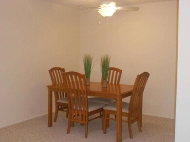 13804 N Garden Court Dr, Sun City, AZ 85351 - photo 3