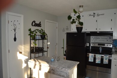 2 Hopkins Dr unit D, Hudson, NH 03051 - photo 7