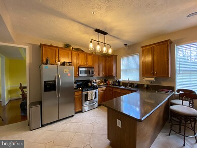 1702 Old Drummer Boy Ln, Fort Washington, MD 20744 - photo 6