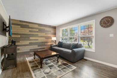 2704 Saint James St, Rolling Meadows, IL 60008 - photo 7