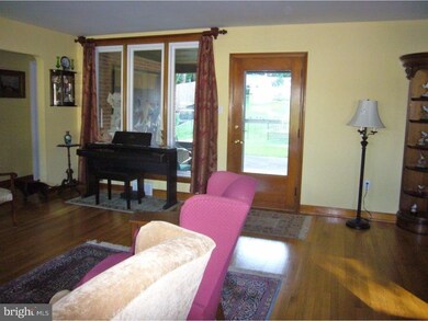 502 N 26th St, Reading, PA 19606 - photo 5