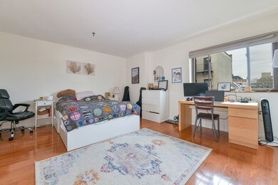 Kelton Place Condominiums unit 504, Allston, MA 02134 - photo 7