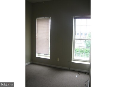 932 E 17th St, Wilmington, DE 19802 - photo 2