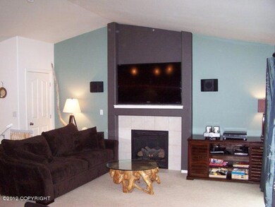 BEAUTIFUL GREAT ROOM