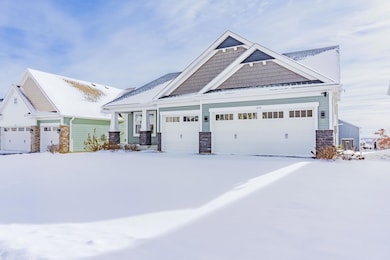 143X Nutmeg Cir, Carver, MN 55315 - photo 2